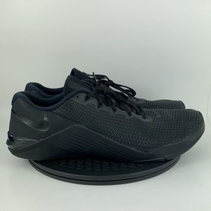 Nike | Shoes | Nike Metcon 5 Triple 